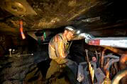 US coal production falls to lowest level in nearly 30 years
